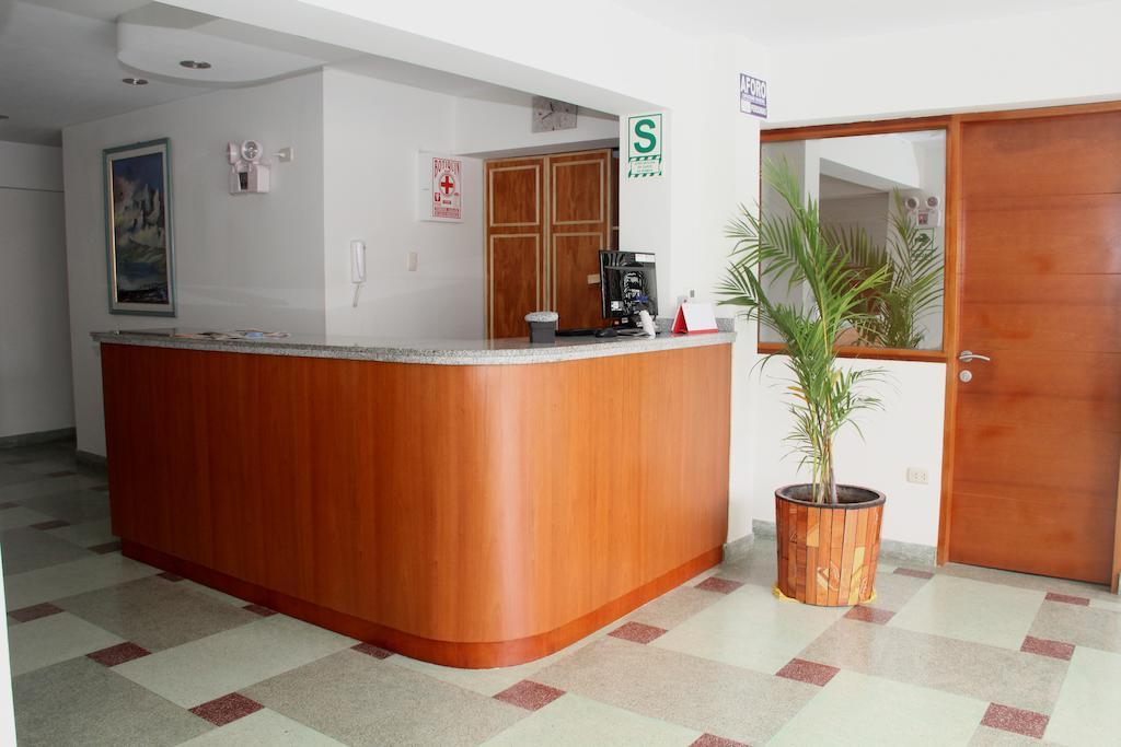 Hotel Cholcana リマ エクステリア 写真
