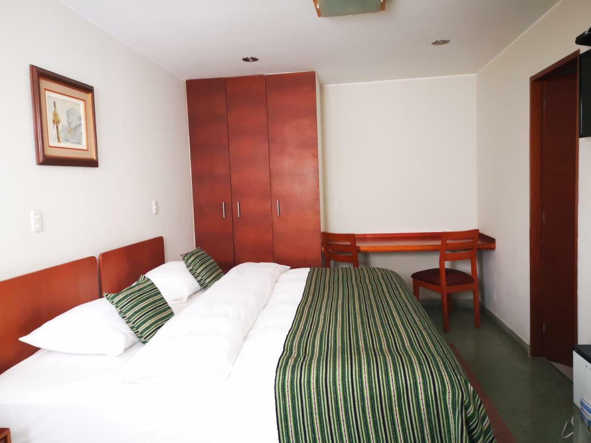Hotel Cholcana リマ エクステリア 写真