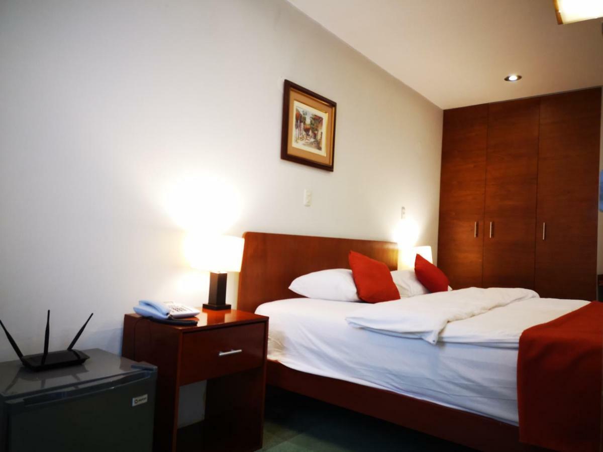 Hotel Cholcana リマ エクステリア 写真